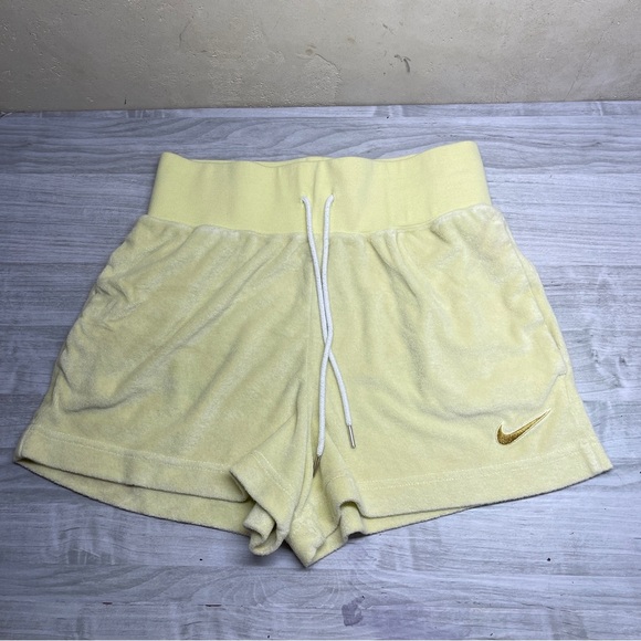 Nike Yellow Terry Cloth Retro 2” Inseam High Waist Shorts Women’s Size Small - Picture 4 of 13